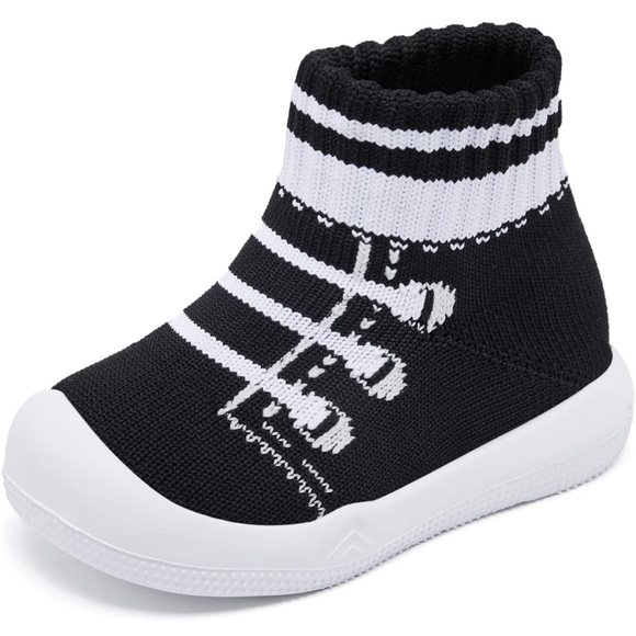 Infant boys 15-18 months Brand New in box , Never worn, too small - Picture 1 of 1